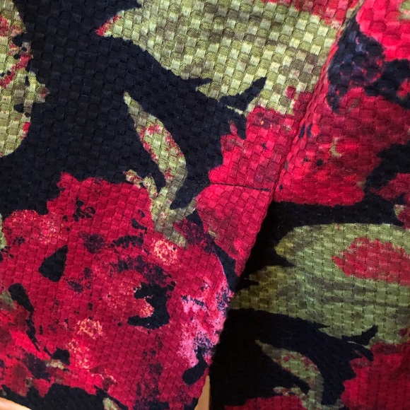 Talbots Pencil Midi skirt 10 Red Black Green - Picture 3 of 5